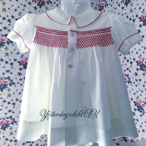 Terno de pastor para bebê menino, romântico, estilo vintage antigo, feito à mão, em voile suíço, tamanho 6 meses.