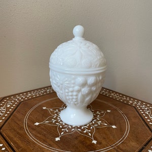 Vintage AVON Milk Glass Egg Shaped Covered Candy Dish