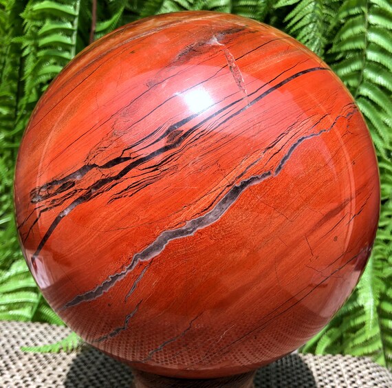 Sfera Di Cristallo Rosso Quarzo Fuso Con Supporto – 60 Mm, Ideale Per Meditazione, Feng Shui, Divinazione E Fotografia, Regalo Decorativo