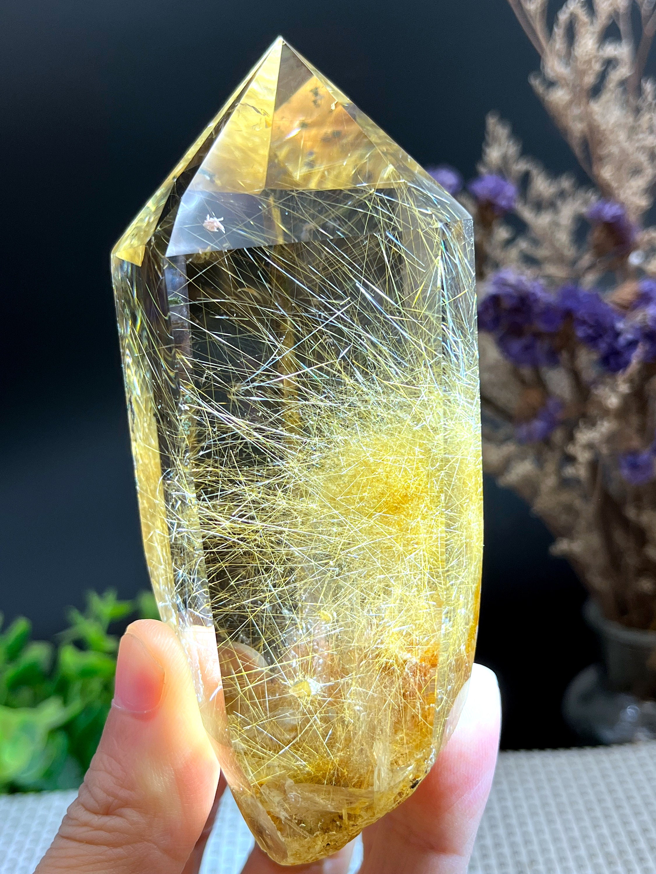 ラスト　高品質　ゴールドルチル　水晶　ポイント　タワー　天然石 希少な大きな透明な金色のルチルクォーツポイント/クリスタルタワー