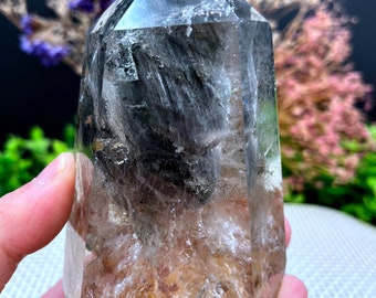 Raro naturale grande incluso Giardino Verde Phantom Quartz Tower / Scenic Quartz Point / lodalite / pietra energetica / cristallo curativo / regalo speciale