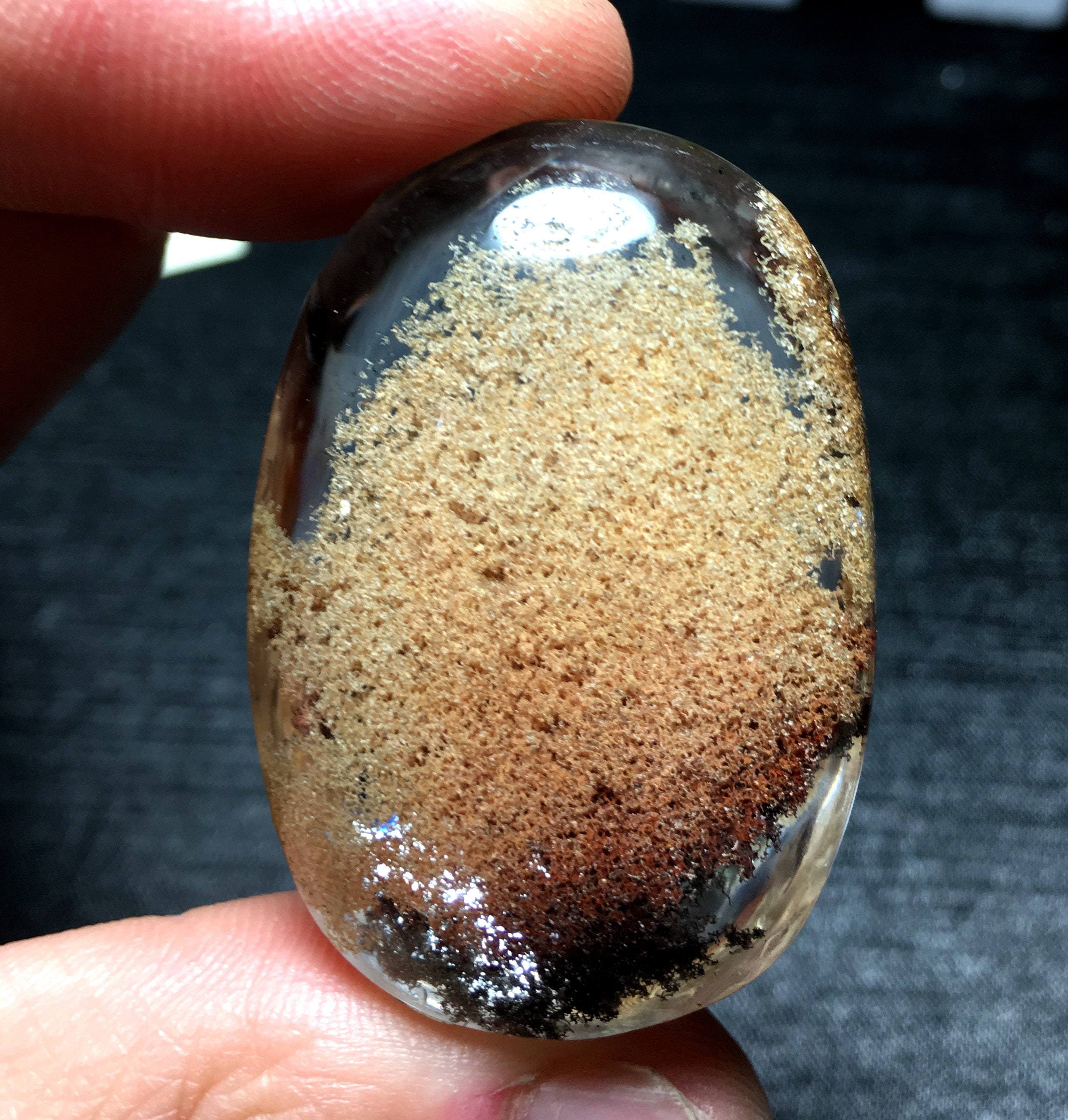 ファントムクォーツとは｜鉱物データ・特徴・意味・効果・石言葉 - ヒカリカンパニー公式WEB