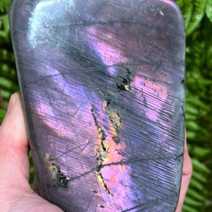 Large Labradorite /Shiny Polished Labradorite /Blue Moonstone/Jewelry/Chakra Reiki/Home Decor/collectibles/Healing Stone/Chakra/self stand