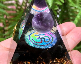 Fantasy magic Amethyst Sphere obsidian Orgone/Crystal Pyramid Orgonite/Positive Energy Generator/Chakra Energy Healing/Gift/Energy stone
