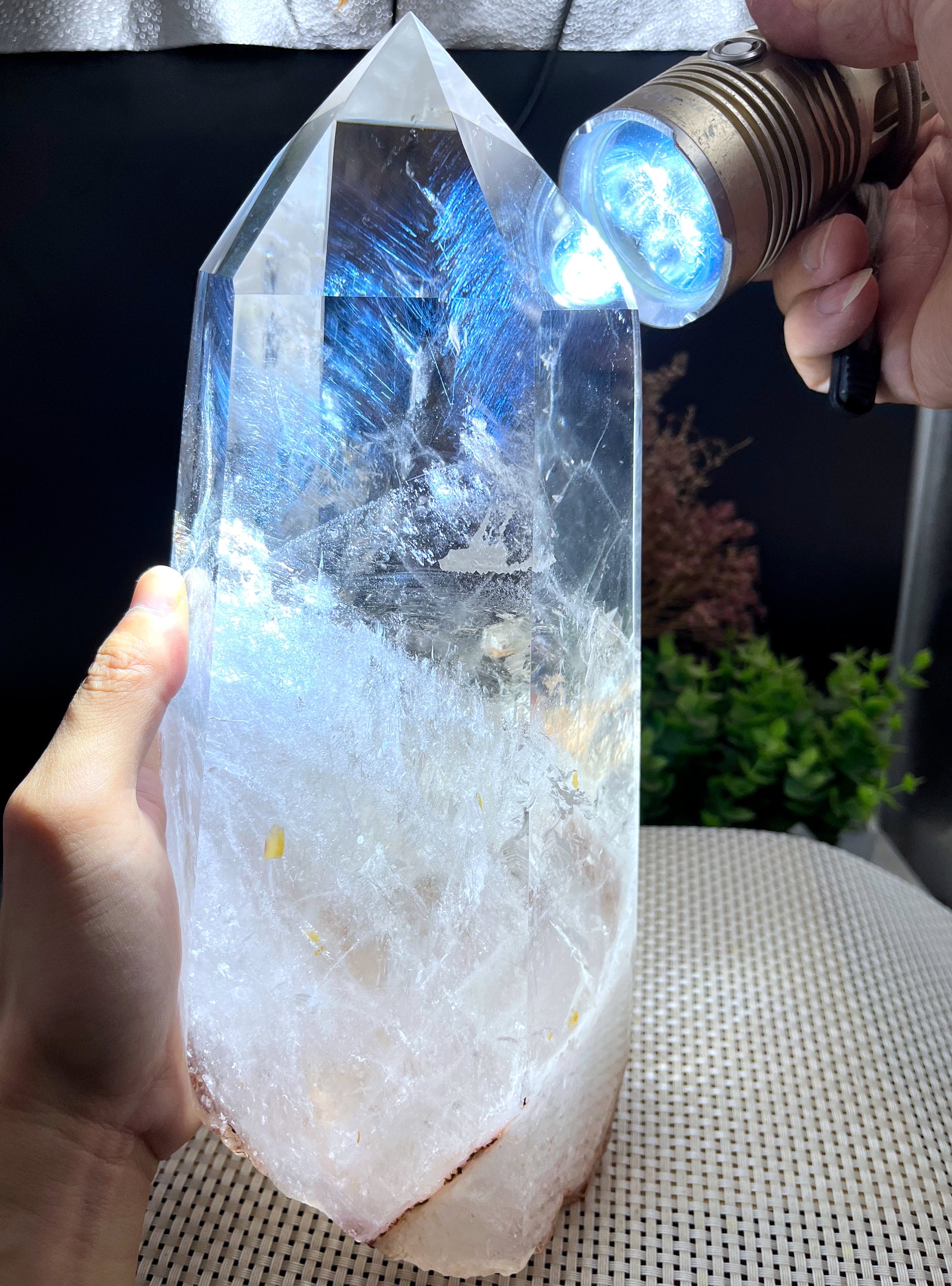 Clear Quartz Crystal Generator