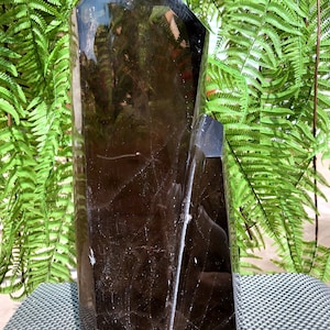 Natural Rare Clear Rainbow Smoky Crystal Quartz Point/Clear Crystal Tower/Crystal Tower/Meditation Stone/Healing Stone/Reiki/Chakra