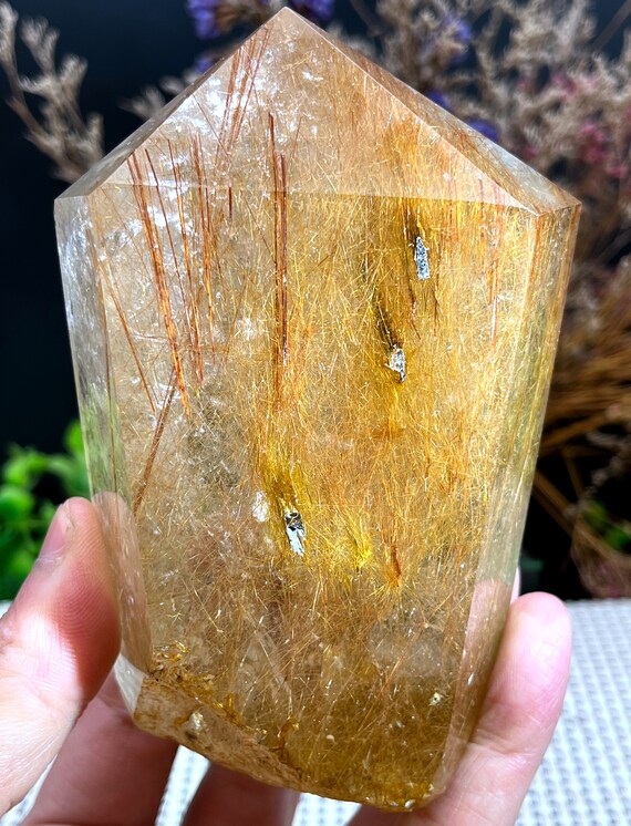希少な大粒透明ゴールデンルチルクォーツポイント/クリスタルタワー