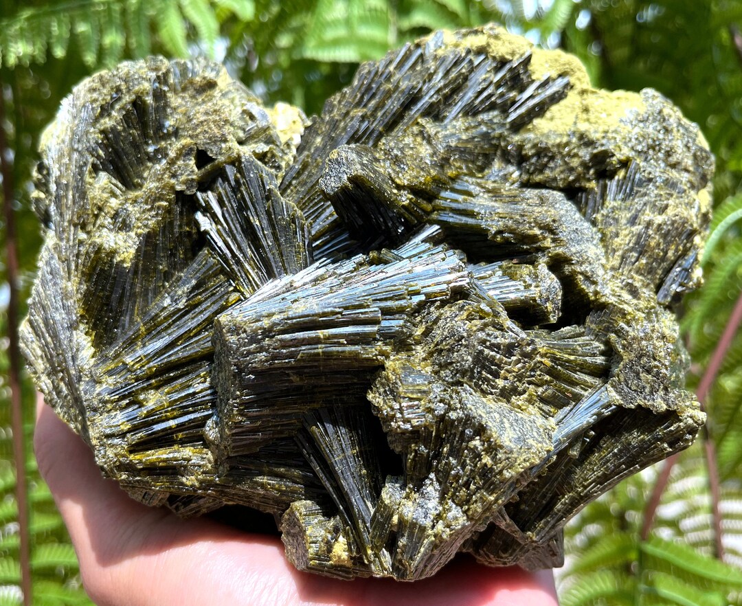 LARGE Natural Raw Epidote Cluster/natural Epidote Crystals/very High