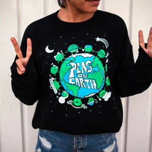 Vegan Sweatshirt - PEAS ON EARTH - Unisex, Ultra-Soft Fleece, Vegan gift, Vegetarian