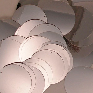 Silver 20mm Paillettes Sequins Flat Top Hole ~100 / ~500 (25% Off) pieces (Loose)