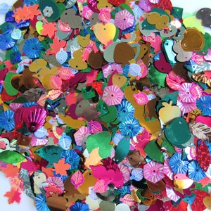 Sequins Spangles 30 grams / ~1 ounce (Misc. Leaves, hexagons, clams, hearts, cats, misc. shapes, etc.)