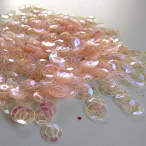 Blush (Light) Pink Iris [#2] 5mm Round Cup Sequins Loose 1,000 pieces