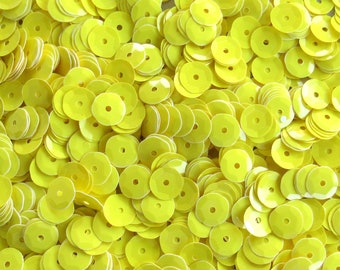 Paillettes rondes n° 1 de 5 mm, jaune crème brillant, en vrac 1 000 pièces