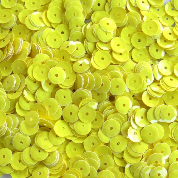 Glossy Cream Yellow #1 5mm Round Cup Sequins Loose 1,000 pieces