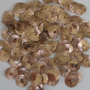 Cobre dorado (oro rosa) 10 mm Starburst / Sunburst / Ruedas Lentejuelas ~ 200 piezas