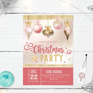 Peut inclure: Une invitation &agrave; une f&ecirc;te de No&euml;l avec un th&egrave;me rose et dor&eacute;. L'invitation pr&eacute;sente des ornements d&eacute;coratifs, les mots "Christmas Party" et les d&eacute;tails de l'&eacute;v&eacute;nement. Une &eacute;tiquette avec un logo est attach&eacute;e.