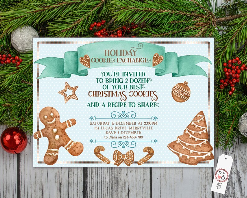 Pu&ograve; includere: Un biglietto d'invito azzurro con la scritta "Holiday Cookie Exchange". La carta presenta illustrazioni ad acquerello di biscotti di pan di zenzero, uno striscione a nastro e pois. L'invito include i dettagli per uno scambio di biscotti.