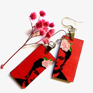Red Stencil Frida Earrings Artwear Frida Inspired Earrings Hand Painted Wooden Dangle Drop Earrings Mexican Jewelry Fridalovers Wearable Art