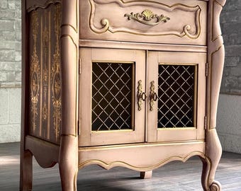 French Provincial Nightstand Accent Table, Vintage Blushed Mauve, Gilded Gold Trim Cabinet with Lattice Doors