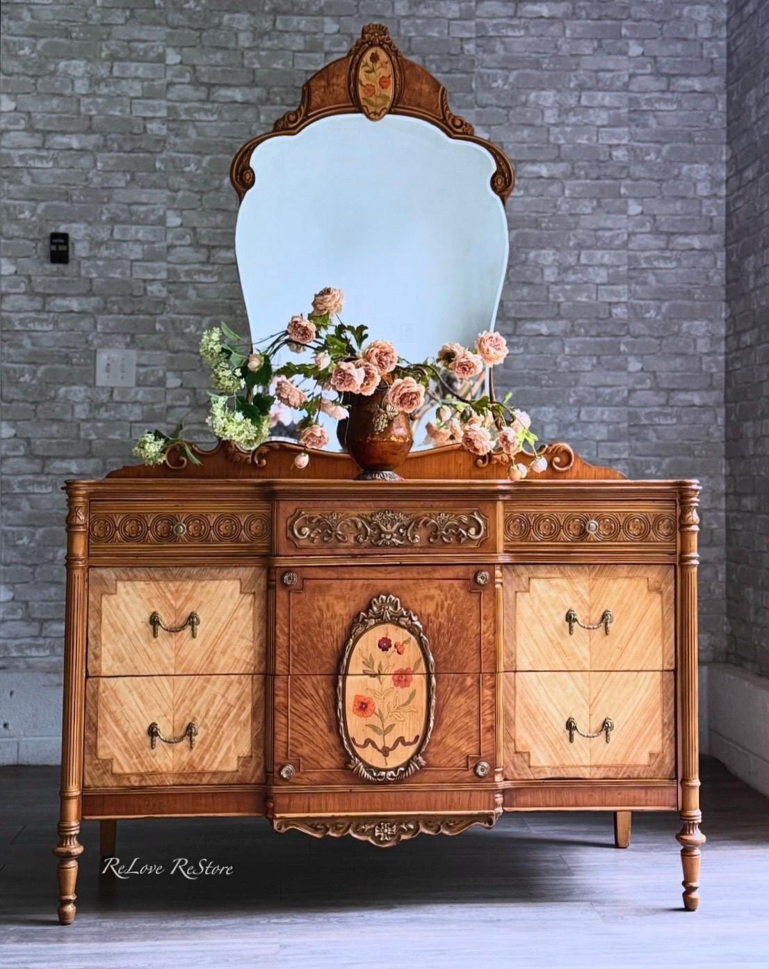 PENDING SALE***Vintge 1932 Vanity Dresser w/Mirror/Blond/Light Color Wood/Curly Maple/Restored/Antique/Lowboy/Chest of Drawers/Storage