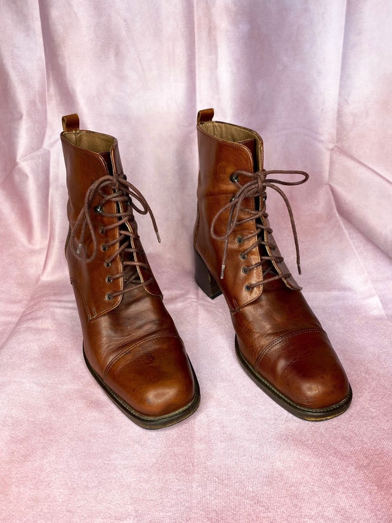 Joan & David Vintage 1990’s Brown Leather Lace Up