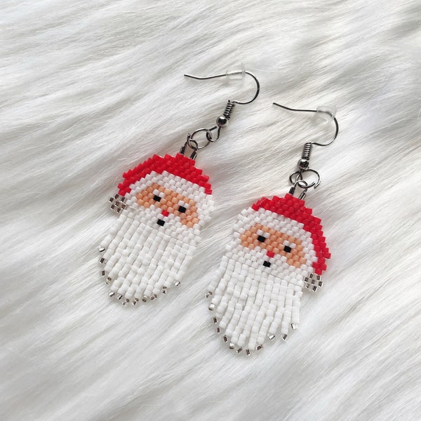 Santa earrings, holiday jewelry, Christmas gift for her, Hand beaded earring, unique earrings, beaded jewelry