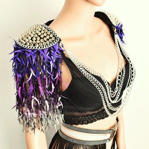 Lila Pailetten Quasten Epaulette: Rave Festival Outfit