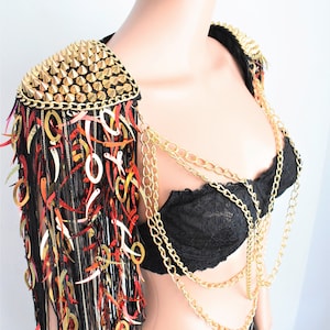 Rote Quaste Epauletten, Mix Pailletten Quaste Epauletten, Gold Bolzen Epauletten, Festival Kleidung, Festival Outfit //HYBRIS