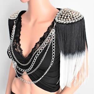 Schwarze Dip Dyed Quaste,Silber Ohrstecker Epaulette,Schwarz Weiße Quaste,Fetival Epaulette,Festival Outfit,Schwarz Weiß Quaste,Party Outfit