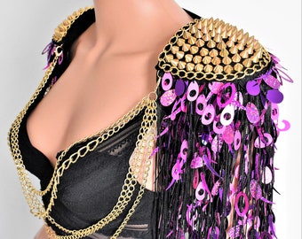Hombreras con borlas de lentejuelas moradas: hombreras para festivales