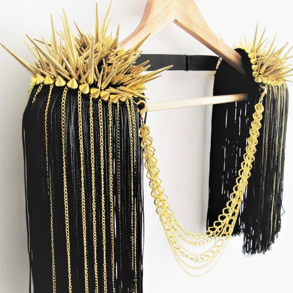 Gold Stud Tassel,Black Fringe Epaulettes,Festival outfit,Gold Chain Tassel, //MYTHOS