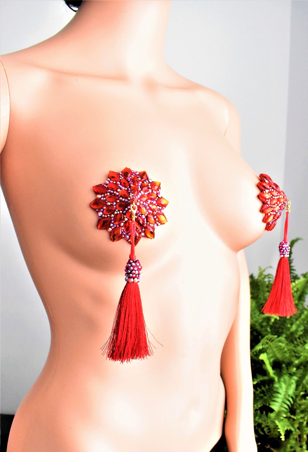 DANCER Red Sequin Pasties, Body Jewelry, Burlesque Tassels, Nipple Cov