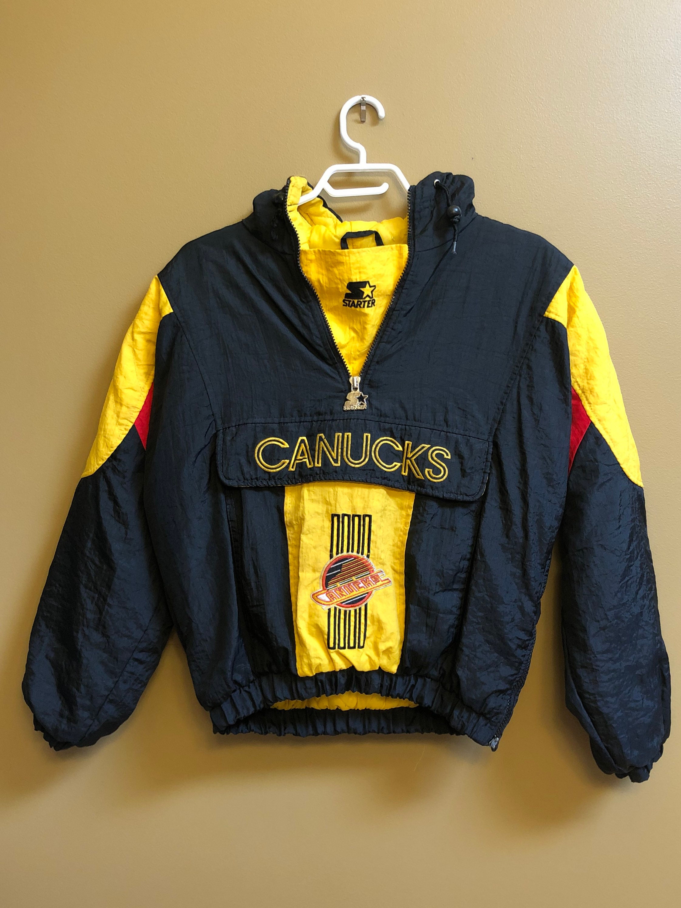 90s Vancouver Canucks starter jacket split. Size Large $175 available in  store only . FCFS. 🔹SOLD🔹