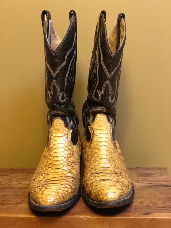 Vintage 1990’s Snakeskin Montana Boots