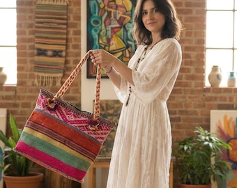 Handmade Wool Boho Tote Bag from Peru – Fairtrade Woven Tote Bag, Colorful Hippie Bag | Unique Gift