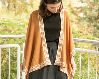 Reversible Women's Cape | Baby alpaca poncho | elegant large size shawl, Alpaca Lady's Poncho, Boho Chic Peruvian poncho