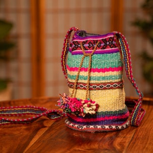 Etnische tas | Boho tas uit Peru | Handgeweven tas | Hippie tas | Ayahuaska tas | Tribal shaman tas | Siki tassen AIMARA