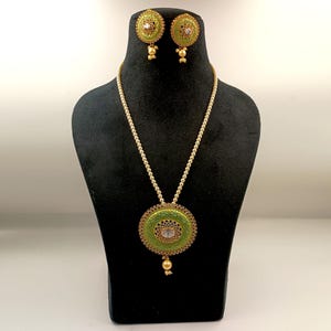 Ensemble pendentif Meenakari vert et zircon cubique, plaqué or 22 carats, style Bollywood, collier ras-de-cou de mariée