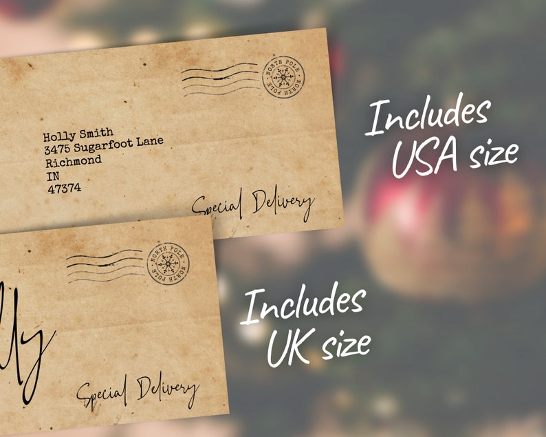 K&ouml;nnte beinhalten: Zwei Vintage-Umschl&auml;ge mit einem Nordpol-Stempel und dem Text "Special Delivery". Die Umschl&auml;ge sind braun und haben einen abgenutzten Look. Der Text "Includes USA size" und "Includes UK size" ist in Wei&szlig; auf einem verschwommenen Hintergrund geschrieben.