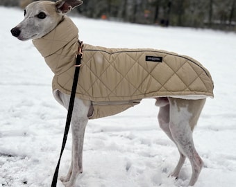 Warm quilted winter coat in many colours, lined with faux fur, with zipper