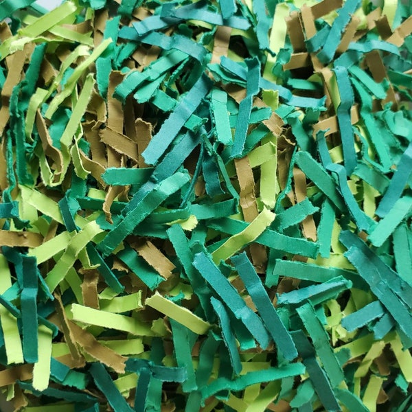 Scented Fresh Cut Grass Packaging Shred, Crinkle Cut Paper, Green Shred