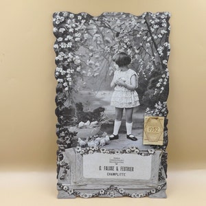 Calendrier publicitaire  " fillette " en carton de 1932