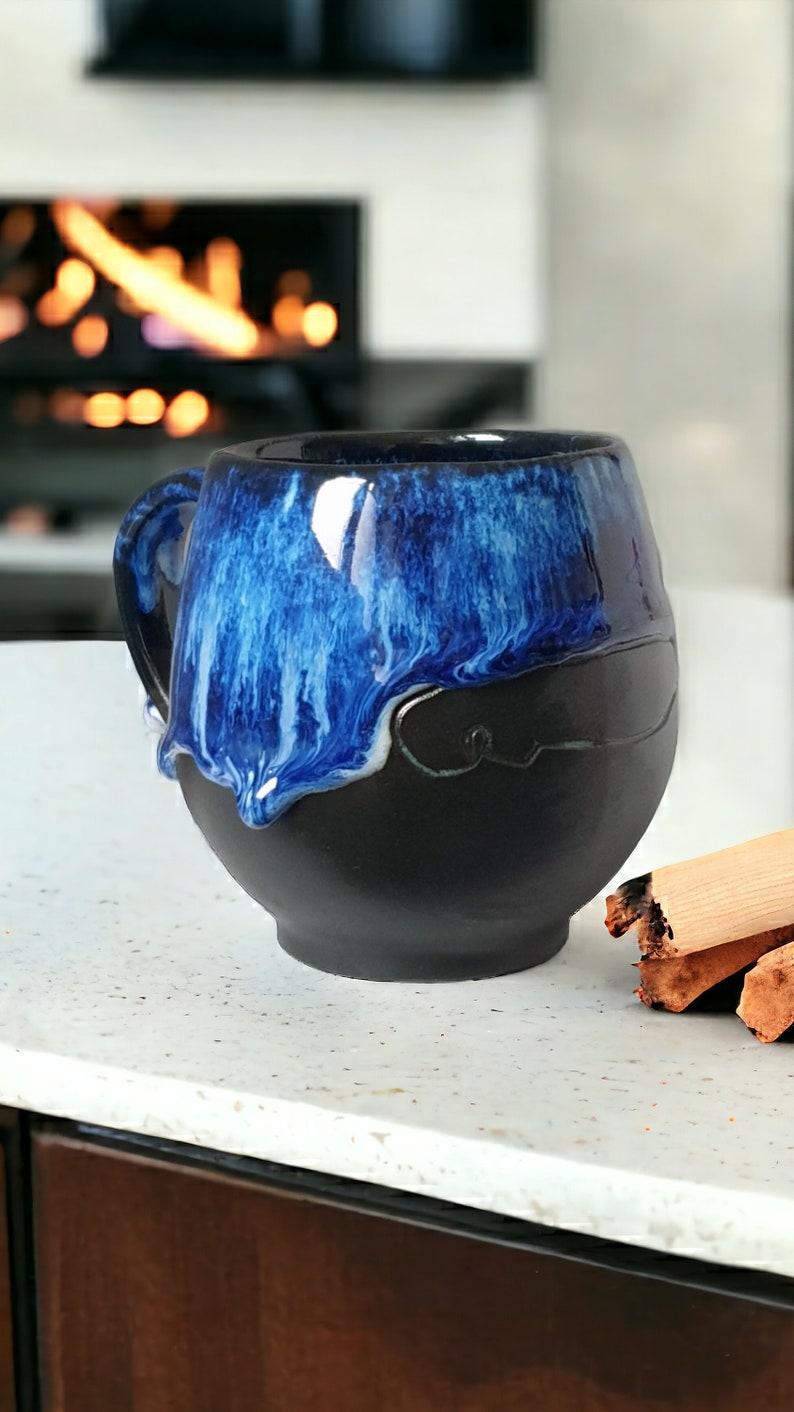 handgetöpferte Keramik Tasse von Norderney mit Anker Bild 9