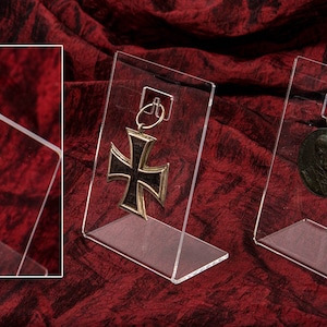 Display CK11 -  expositor for medals and other - exclusive exhibition - great stuff - for your home museum