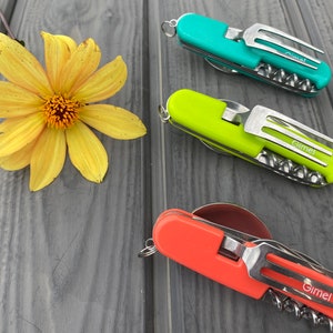 Customizable all-in-one picnic cutlery (colors of your choice)