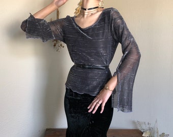 Vintage 90s Sheer Dark Floral Gothic Grave Rave Dreamy Top sz S M art goth Roses Button Up Shirt