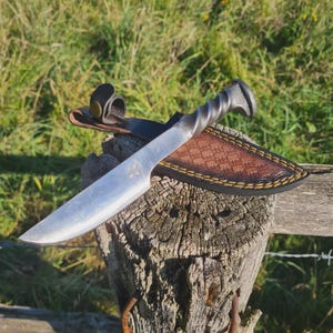 Smidd Railnail-kniv, Medeltida, LARP, BBQ, solid handsmidd kniv med vridet handtag, vackert rustik (SFR8)