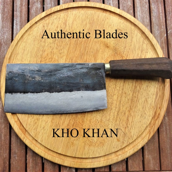 Couteau de cuisine couperet de Authentic Blades -KHO KHAN avec lame de 19 cm- lame de carbone tranchante faite à la main manche en bois équitable durable