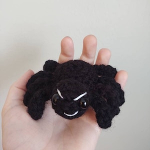 Crochet Spider PATTERN - Halloween Spider Pattern - Amigurumi Spider Pattern - Crochet Spider - Crochet Pattern - Halloween Crochet Pattern