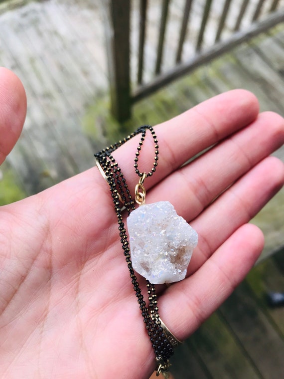 Rock Pendant Necklace, White Agate Slice, Silver and Leather Chain,  Multicolored Beads, Rustic, for Long Outfit - Etsy